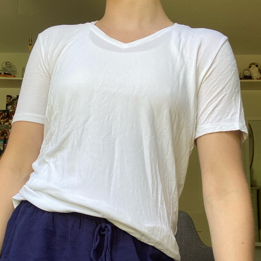 white tee